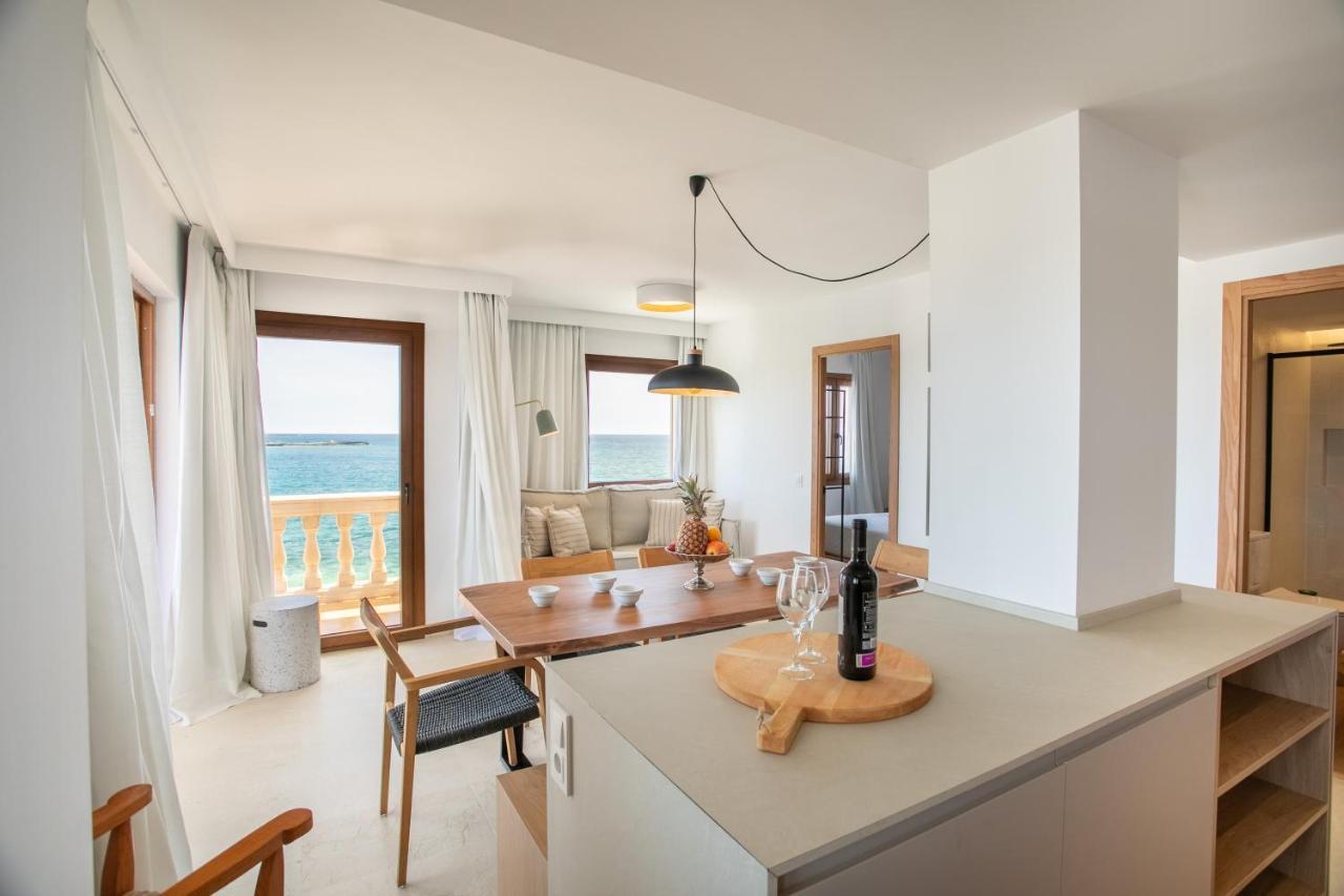 Beachfront Holiday Apartment Lotja 7 - Grupo Berna コロニア・サン・ジョルディ エクステリア 写真