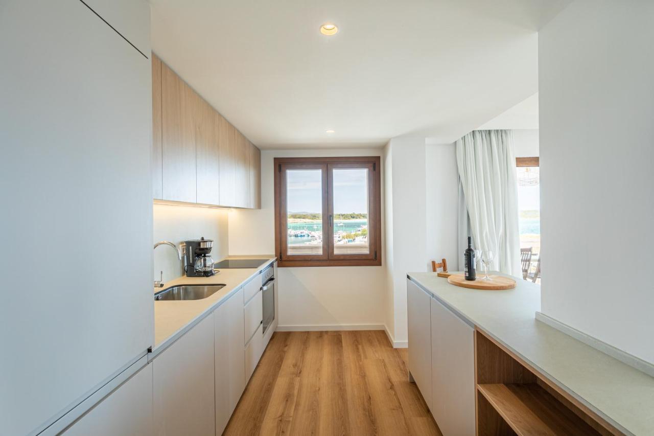 Beachfront Holiday Apartment Lotja 7 - Grupo Berna コロニア・サン・ジョルディ エクステリア 写真