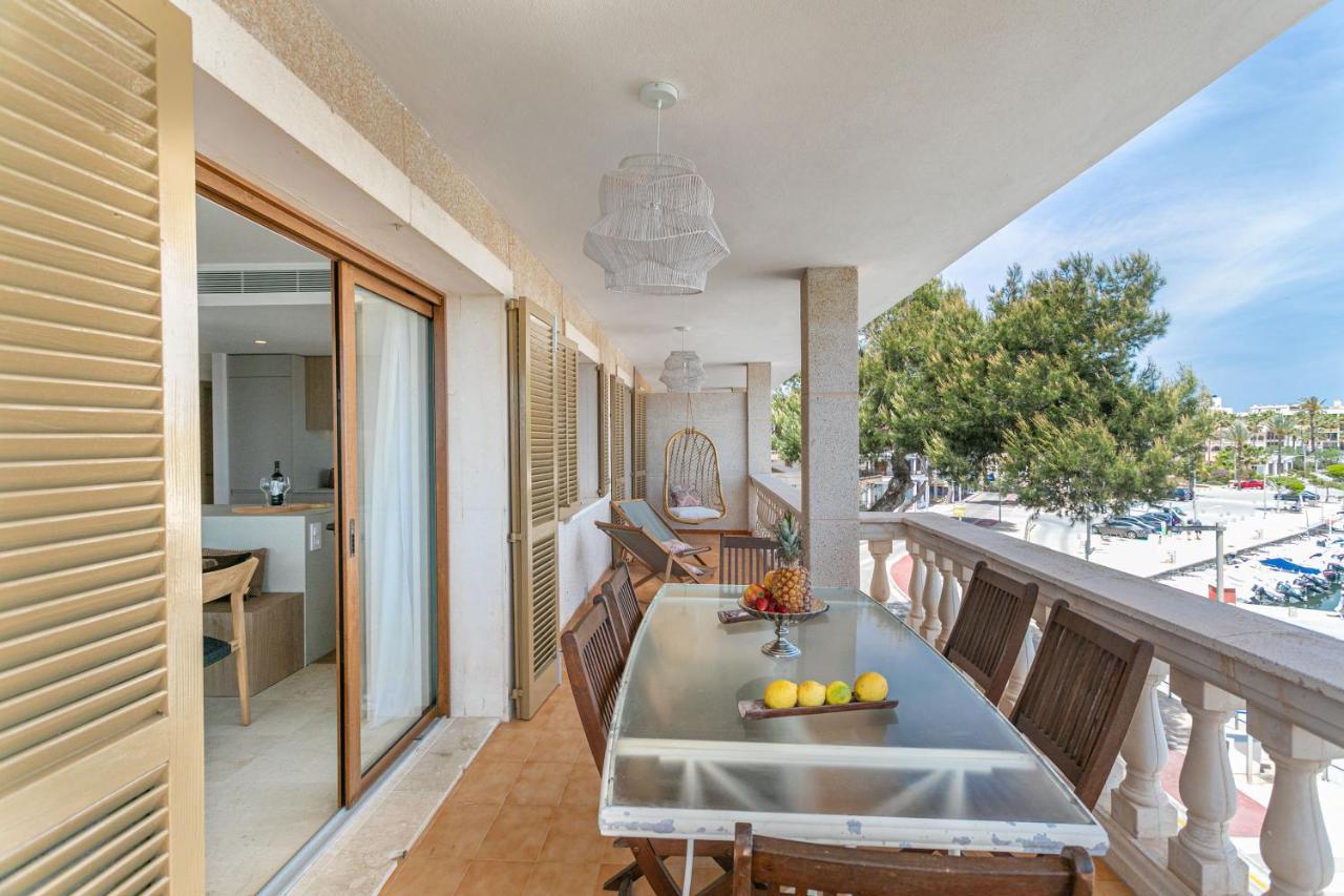 Beachfront Holiday Apartment Lotja 7 - Grupo Berna コロニア・サン・ジョルディ エクステリア 写真